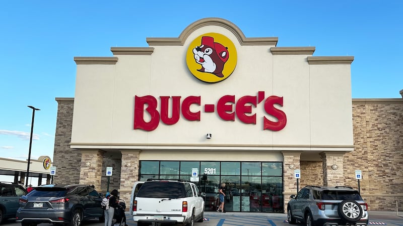 Shoppers head into a Buc-ee's store Wednesday, Oct. 1, 2025, in Johnstown, Colo.