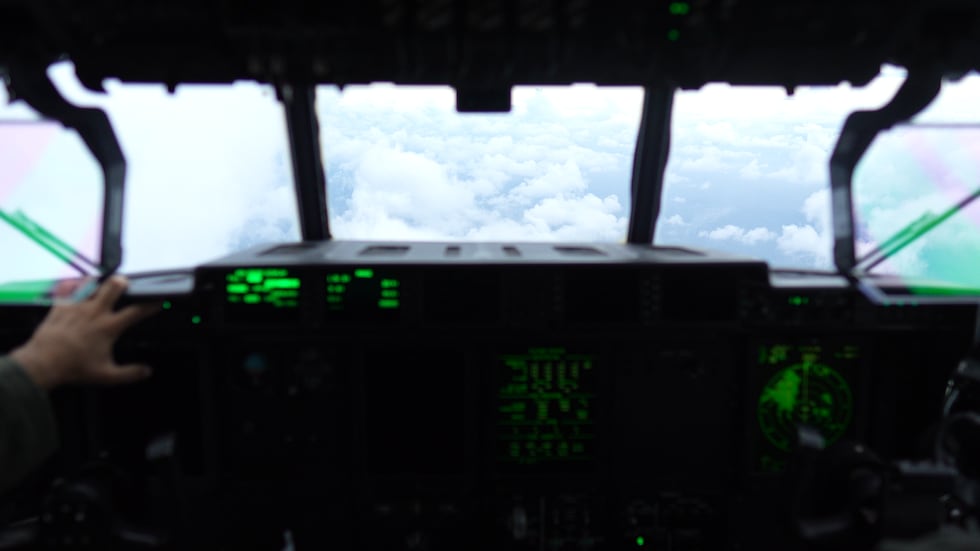 Cockpit view of the Gulf.